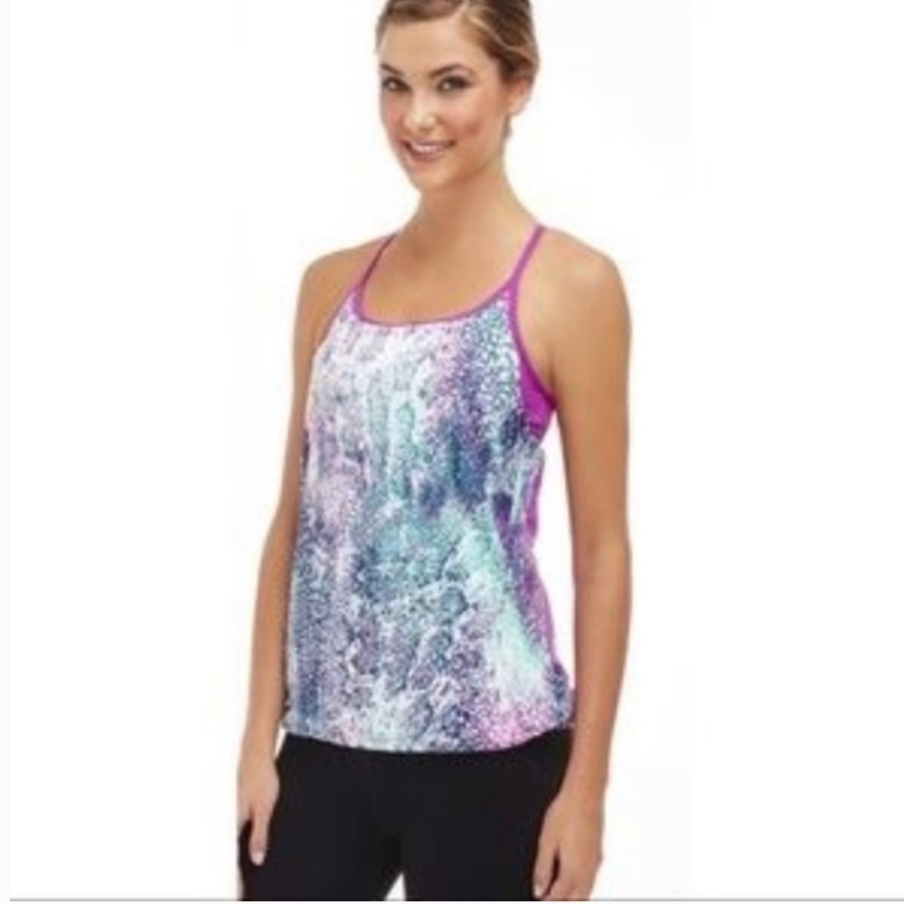 Fabletics Norwalk work out top with built in bra